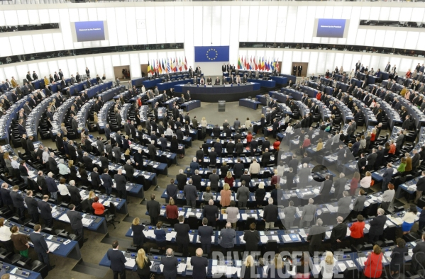 Le Parlement Européen de Strasbourg (hémicycle)