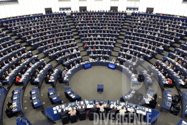 Le Parlement Européen de Strasbourg (hémicycle)