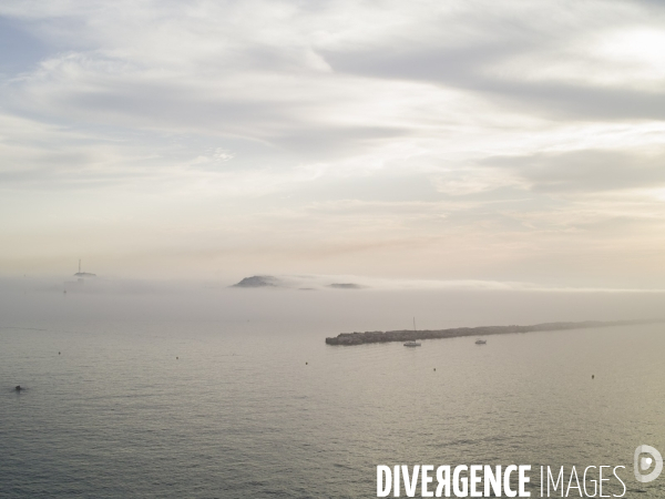 Marseille, vue depuis la plage des Catalans