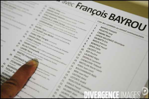 Journée du premier tour de l élection municipale à Pau  François Bayrou
