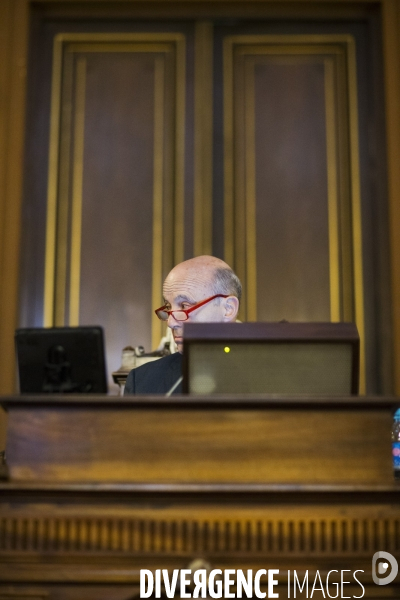 JUPPE Alain reelu maire de Bordeaux lors du premier conseil municipal