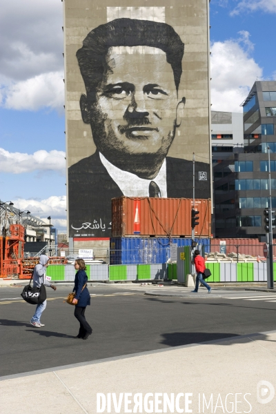 Illustration Mars 2014.Sur un mûr pignon d un immeuble de logements, une fresque murale de Farhat Hached, fondateur de l Union générale tunisienne du travail assassiné en 1952.