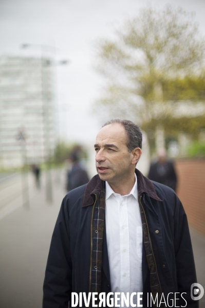 Deplacements de jean-francois cope, maire de la ville de meaux.