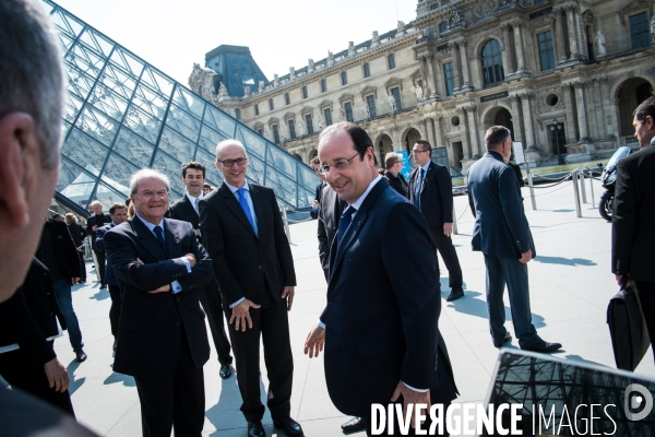 Hollande au Louvre