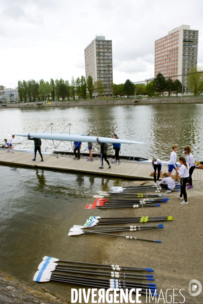 Illustration Avril 2014.Boulogne sur Mer.France.Regates internationales sur le plan d eau de la Liane qui celebrent les 150 ans de l aviron dans cette ville