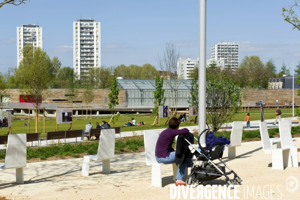 Illustration Avril 2014.Dans l éco-quartier des Docks, le grand parc urbain .