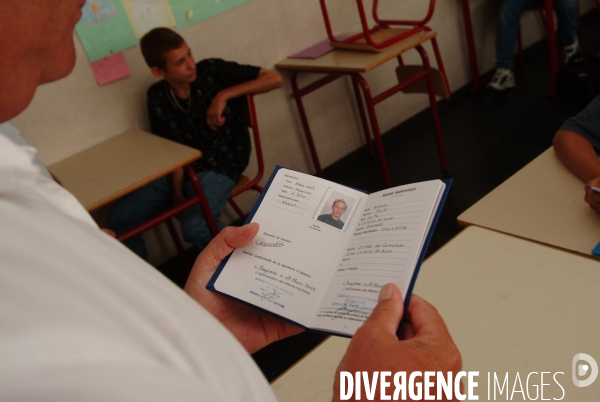 Le Lycee Maritime de Ciboure : formation de jeunes adolescents aux metiers de marins pecheurs