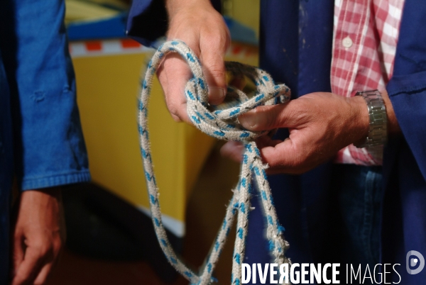 Le Lycee Maritime de Ciboure : formation de jeunes adolescents aux metiers de marins pecheurs