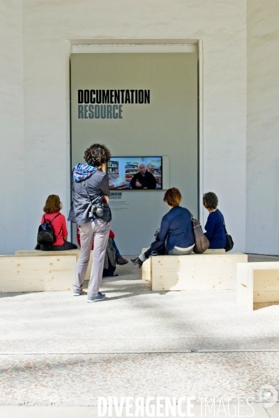 Monumenta 2014.L Etrange Cité d  Ilya et Emilia Kabakov