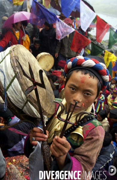 JANAI PURNIMA : Pélerinage des chamanes au NEPAL.