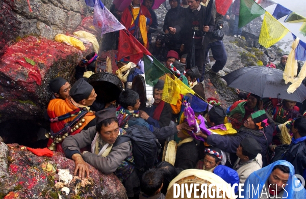 JANAI PURNIMA Népal : Pélerinage des chamanes