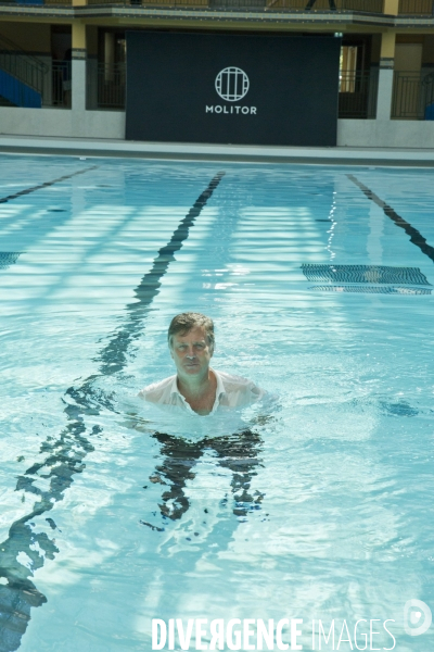 Sebastien bazin inaugure la piscine molitor