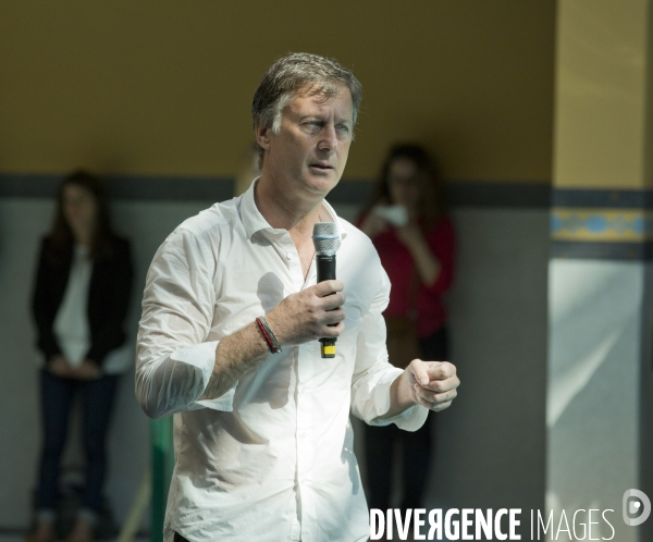 Sebastien bazin inaugure la piscine molitor