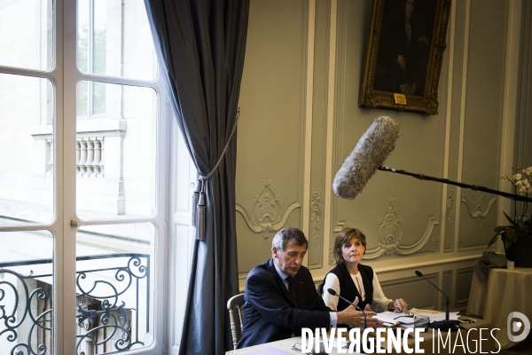 Conference de presse d Anne Lauvergeon et de Jean-Cyril Spinetta