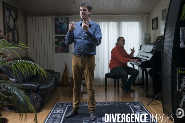Le contre-ténor Philippe Jaroussky, et son coach vocal, Frédéric Faye, castrat
