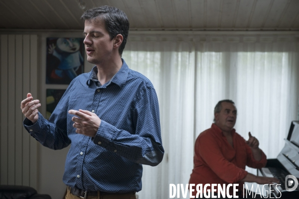 Le contre-ténor Philippe Jaroussky, et son coach vocal, Frédéric Faye, castrat