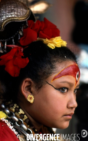 La KUMARI , déesse vivante du Népal