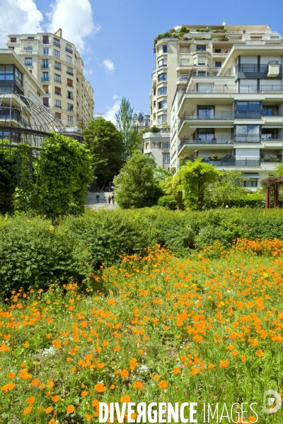 Illustration Mai 2014.Le parc de Passy et les appartements de la colline de Passy.