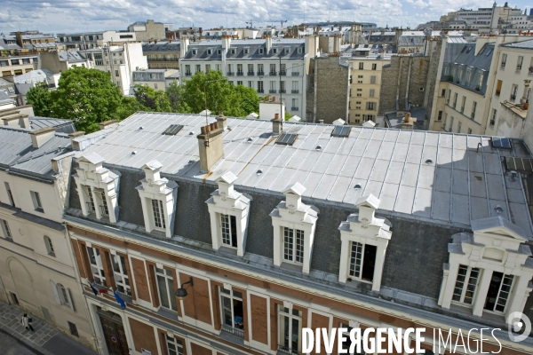 Illustration Mai 2014.Vue sur les toits des immeubles du 9 éme arrondissement
