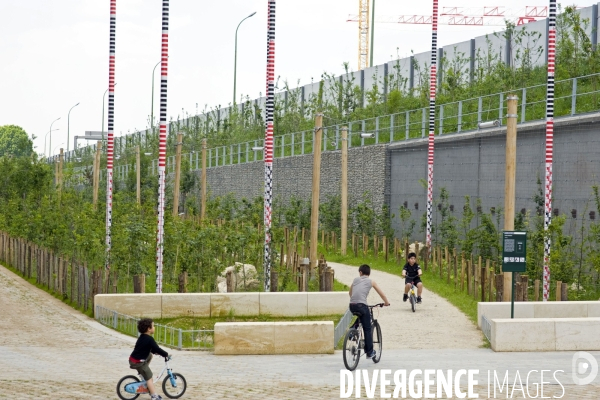 Paris plante sa premiere foret amenagee sur les delaisses du boulevard peripherique