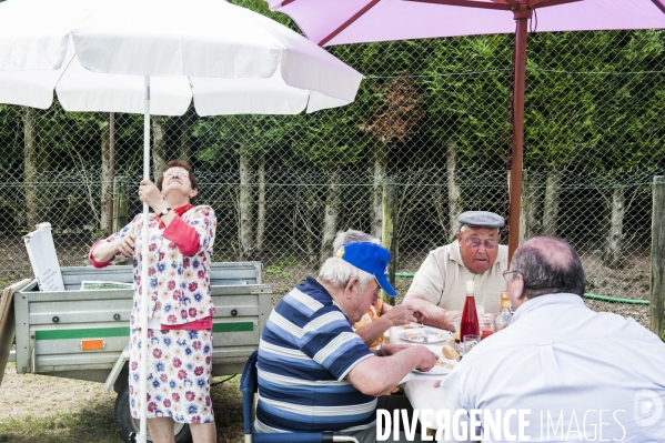 La saison des vide-greniers