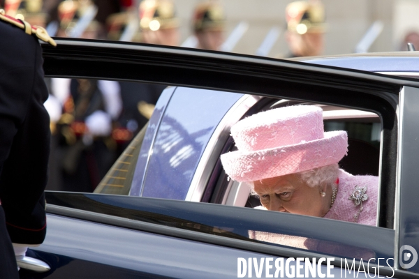 Visite d Etat de la Reine Elizabeth II à l occasion du 7Oème anniversaire du débarquement des forces alliées le 6 juin 1944 en Normandie.