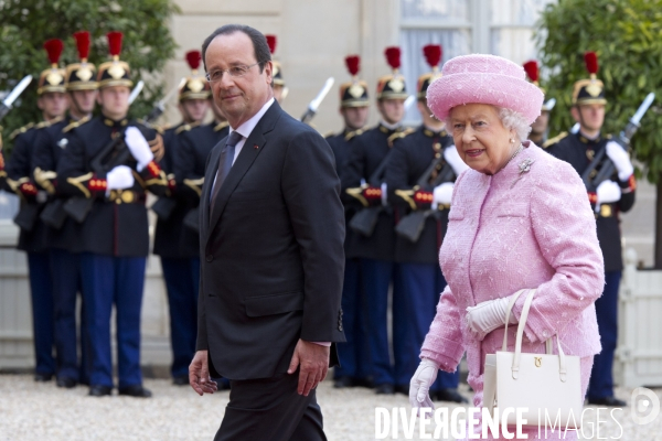Visite d Etat de la Reine Elizabeth II à l occasion du 7Oème anniversaire du débarquement des forces alliées le 6 juin 1944 en Normandie.