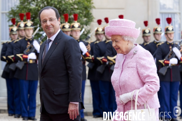 Visite d Etat de la Reine Elizabeth II à l occasion du 7Oème anniversaire du débarquement des forces alliées le 6 juin 1944 en Normandie.