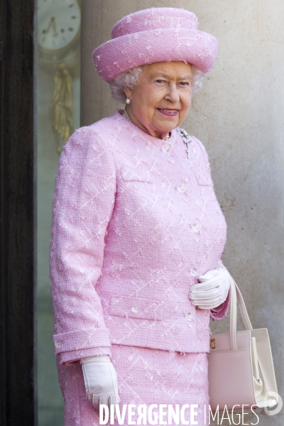 Visite d Etat de la Reine Elizabeth II à l occasion du 7Oème anniversaire du débarquement des forces alliées le 6 juin 1944 en Normandie.