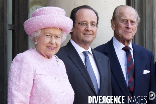 Visite d Etat de la Reine Elizabeth II à l occasion du 7Oème anniversaire du débarquement des forces alliées le 6 juin 1944 en Normandie.