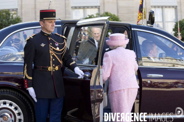 Visite d Etat de la Reine Elizabeth II à l occasion du 7Oème anniversaire du débarquement des forces alliées le 6 juin 1944 en Normandie.