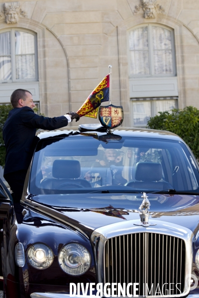 Visite d Etat de la Reine Elizabeth II à l occasion du 7Oème anniversaire du débarquement des forces alliées le 6 juin 1944 en Normandie.