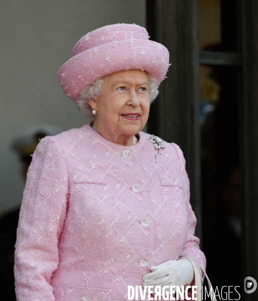 François Hollande reçoit la Reine Elisabeth II