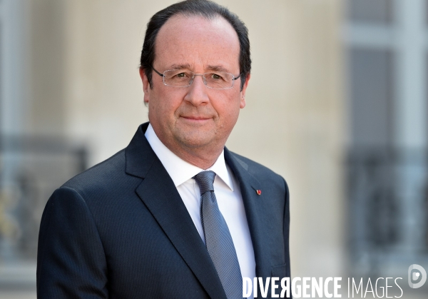 François Hollande reçoit la Reine Elisabeth II