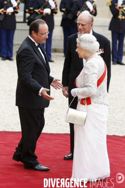 Diner d Etat au Palais de l Elysée en l honneur de la reine Elisabeth II d Angleterre.