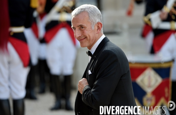 Diner d état à l Elysée en l honneur de la reine Elisabeth II