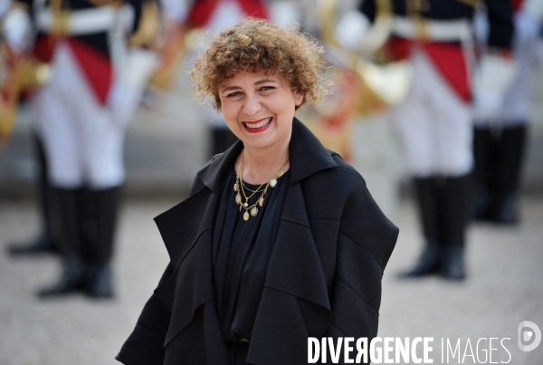 Diner d état à l Elysée en l honneur de la reine Elisabeth II