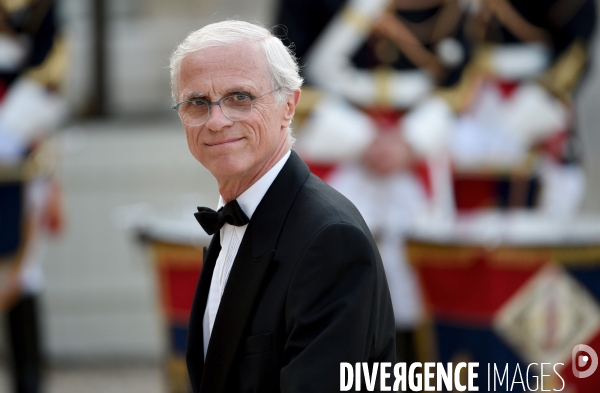 Diner d état à l Elysée en l honneur de la reine Elisabeth II