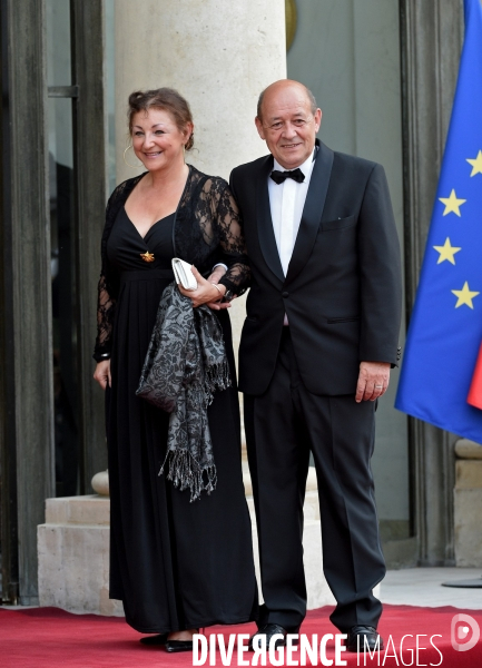 Diner d état à l Elysée en l honneur de la reine Elisabeth II