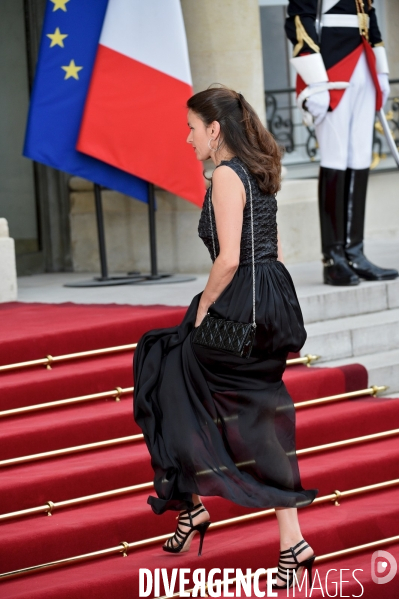 Diner d état à l Elysée en l honneur de la reine Elisabeth II
