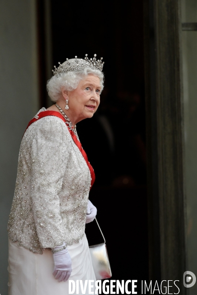 Diner d état à l Elysée en l honneur de la reine Elisabeth II