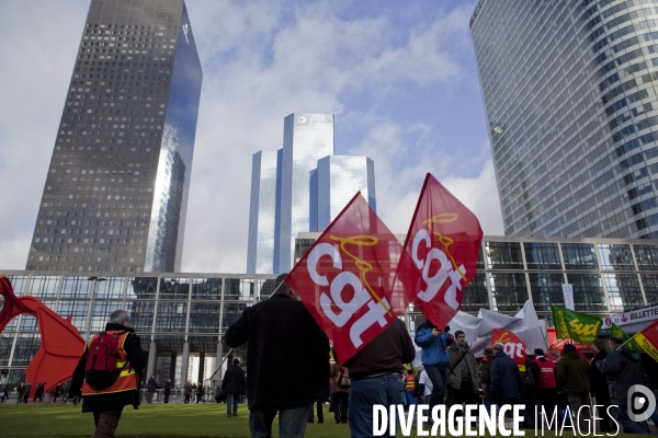 Manifestation des salariés de Total contre la fermeture du site de Dunkerque