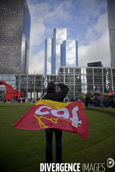 Manifestation des salariés de Total contre la fermeture du site de Dunkerque