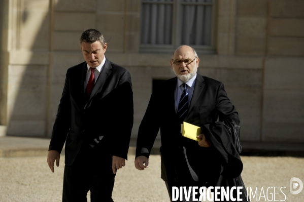 Réforme territoriale. Consultations de François HOLLANDE