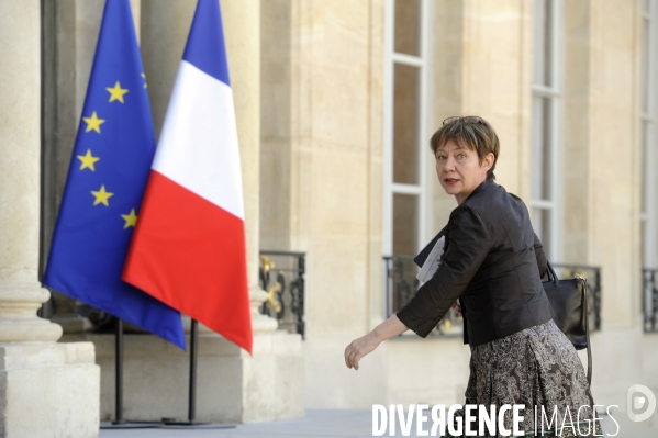 Réforme territoriale. Consultations de François HOLLANDE