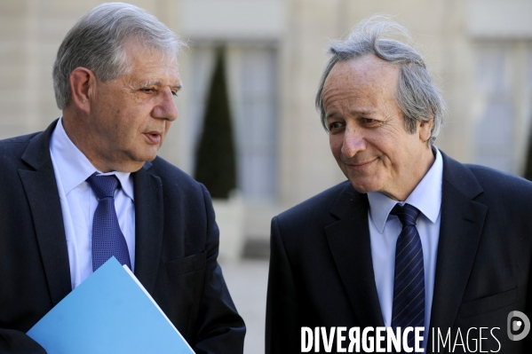 Réforme territoriale. Consultations de François HOLLANDE