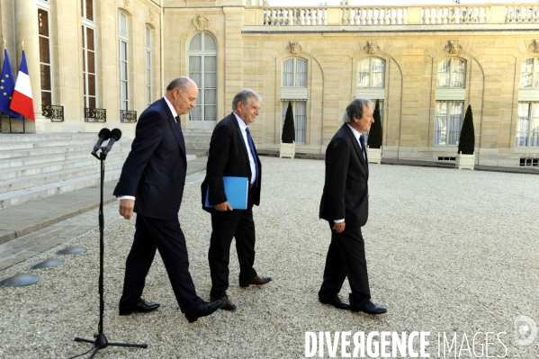 Réforme territoriale. Consultations de François HOLLANDE