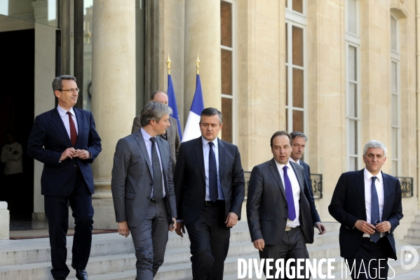 Réforme territoriale. Consultations de François HOLLANDE