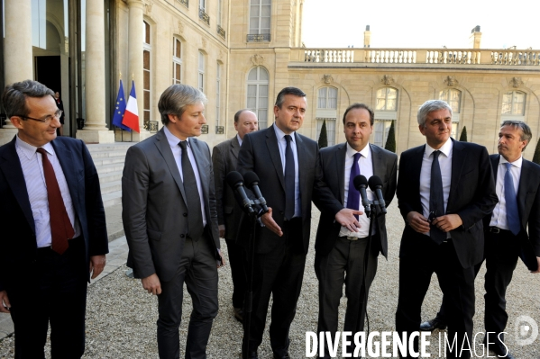 Réforme territoriale. Consultations de François HOLLANDE