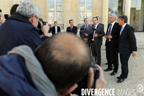 Réforme territoriale. Consultations de François HOLLANDE